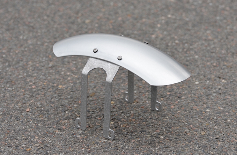 Front Fender R18
